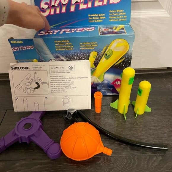 Vintage 1996 Shelcore Sky Flyers, new in open box, complete - Picture 2 of 10
